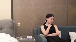 【7BOSS探花】颜值不错黑色长裙外围嫩妹，舔弄口交上位骑坐，呻吟娇喘非常诱人