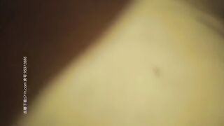 【小宝寻花】约了个白皙大奶妹子啪啪，舔弄口交上位骑乘后入大力猛操晃动奶子