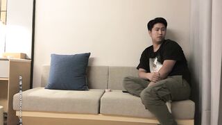 【小宝寻花】酒店约炮迟到身材高挑的兼职外围穿着高跟干口爆吞精