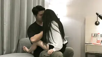 极品女神含苞待放，温柔娇羞小仙女，小宝绝不将就，追求高颜值的路上永不停