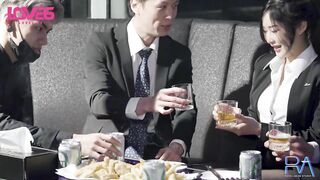 皇家华人RAS0153  強行灌醉人妻秘書惡狼客戶強佔極品騷尻  #李娜娜