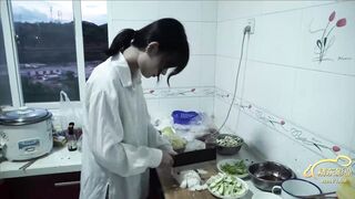 精东影业 JD039 爸爸谢谢你收养我 1080P - 雪见