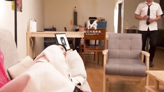 MD-0077 沈芯语 家教与少妇-飢渴少妇勾引男家教 成人教育实作