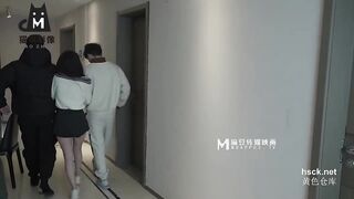 _MMZ_051_寻小小_清纯女孩破处仪式