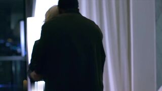 欧美经典金发女郎想要和陌生人的黑人鸡巴做爱后入！