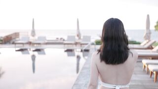 HongKongDoll 玩偶姐姐 - 夏日回忆 壹 性感泳装无套爆艹偶姐姐白虎嫩穴