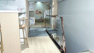 【萌崽儿】清纯女高嫩穴渴望被满足手淫被爸爸发现，用肉棒满足女儿操穴又射在嘴里